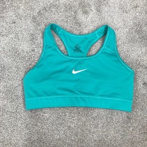 Nike turquoise sports bra